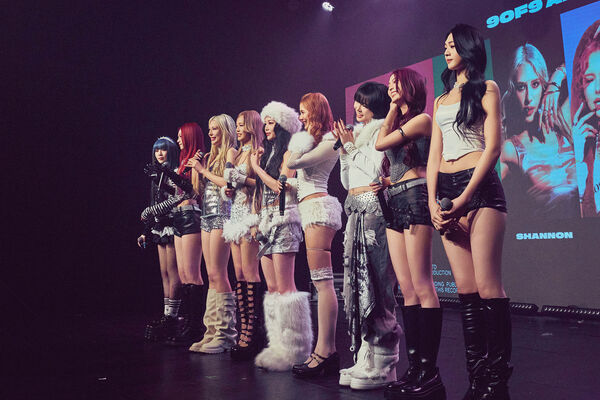 ▲▼ 女團HUR+開春正式啟動年度野心企劃《9 of 9：ARCANA》。九位成員各自推出專屬 Solo 單曲。（圖／AOA星鏈艾歐亞提供）