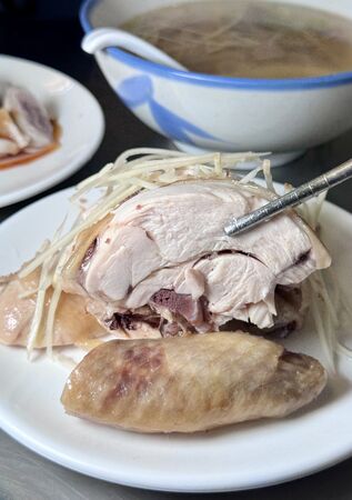 ▲▼台發切仔麵。（圖／部落客小虎食夢網授權提供）