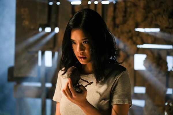 ▲前偶像女團隊長丘普朗阿瑞昆降頭新片《邪降：覺醒》挑戰三重人格的瘋魔演技。（圖／威視提供）