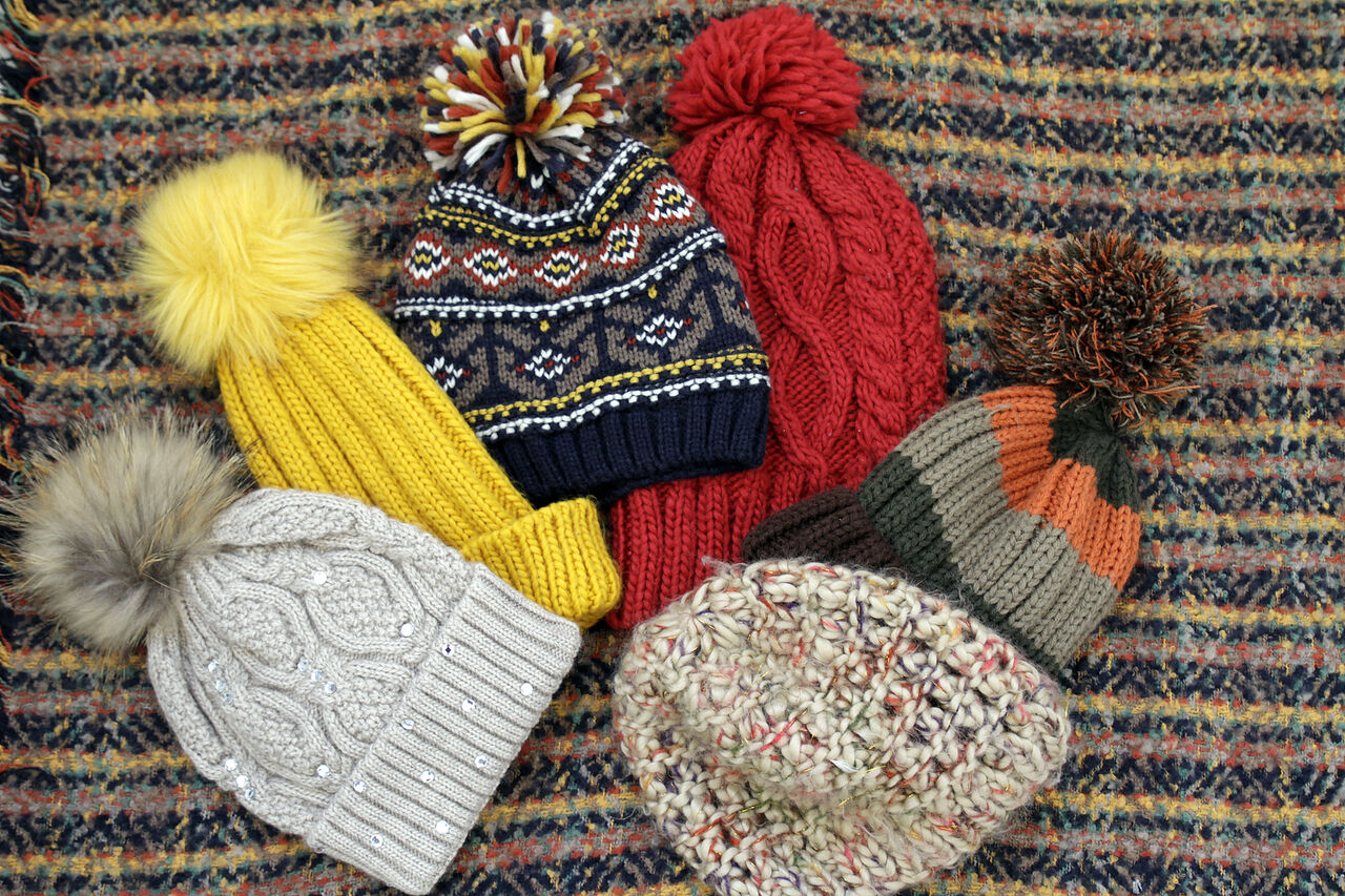 毛帽頂端「為何多一顆球」? 外媒揭歷史演變:不只是裝飾