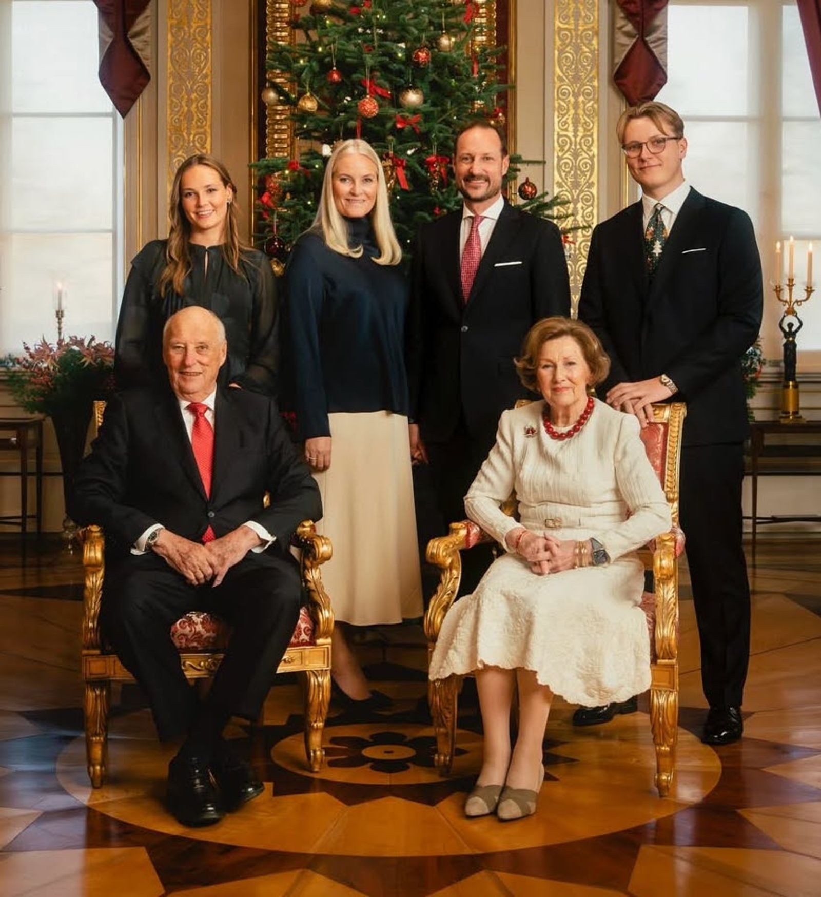 挪威22歲公主大崩潰！親媽捲入淫魔案　IG私帳怒喊：夠了沒？