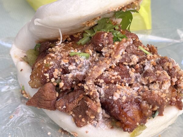 ▲▼春蘭割包。（圖／部落客小虎食夢網授權提供）