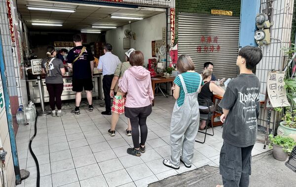 ▲▼春蘭割包。（圖／部落客小虎食夢網授權提供）