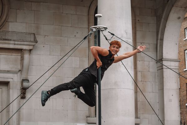 ▲台茂無人機群飛秀,超人力霸王傑洛見面會,極限飛人特技秀。（圖／業者提供）