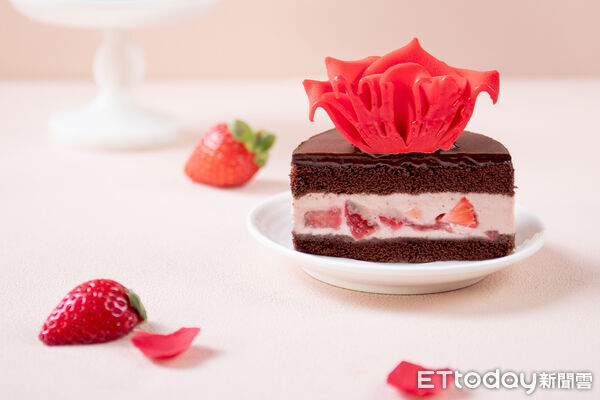 ▲▼巧克力蛋糕專賣品牌「BAC」推出2款限情人節定甜點。（圖／BAC提供）