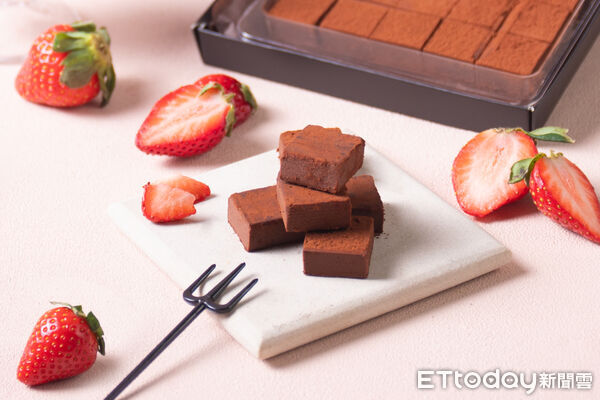 ▲▼巧克力蛋糕專賣品牌「BAC」推出2款限情人節定甜點。（圖／BAC提供）