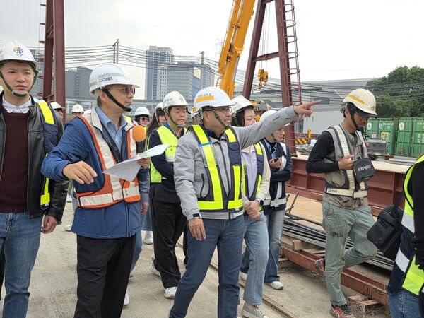 ▲跨貴子坑溪10座橋梁工程啟動。（圖／新北市水利局提供）