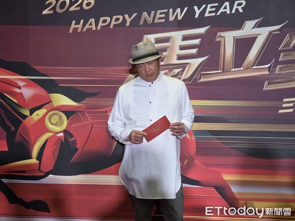 ▲曾國城還原王月受傷始末。（圖／記者葉文正攝）