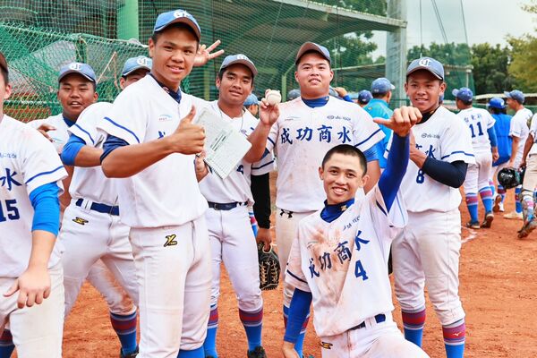 ▲成功商水打敗黑豹旗亞軍羅工。（圖／學生棒聯提供）