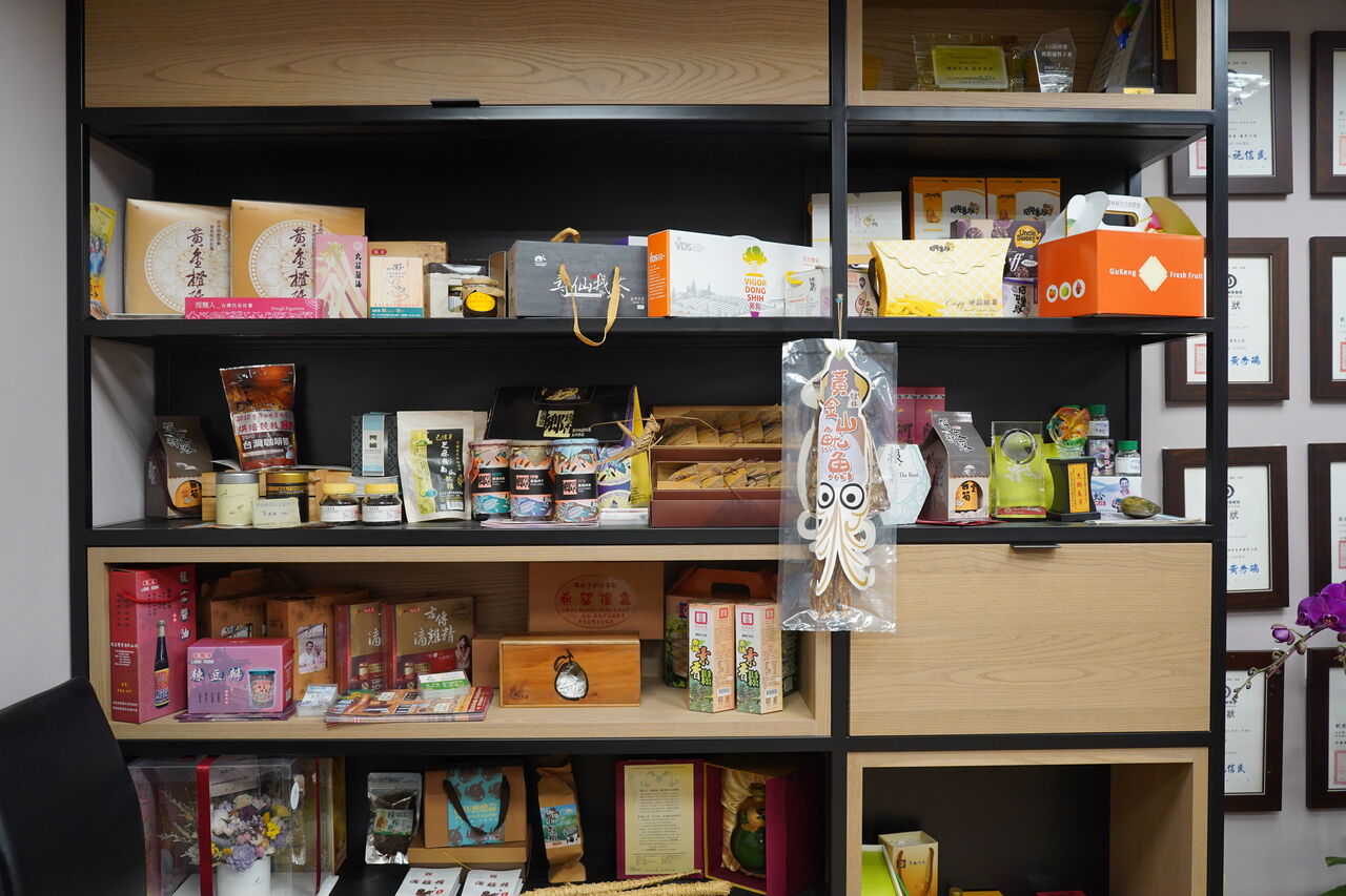 雲林女兒探班!劉建國展鐵漢柔情 親煮古坑咖啡話願景