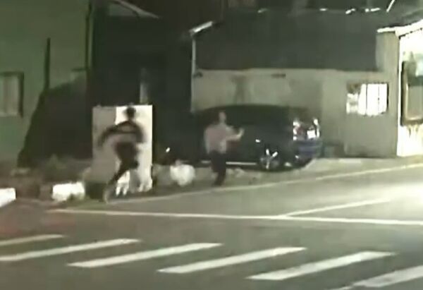 ▲鹿港警分局逮捕逃逸移工。（圖／民眾提供）