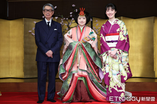 ▲▼ 0207 田中千繪,爸爸田中東尼 出席十二單衣展演 記者會-田中東尼,田中千繪。（圖／記者黃克翔攝）