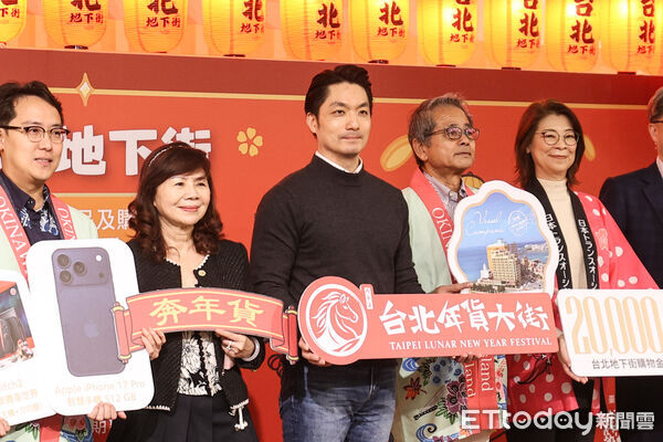 ▲台北市長蔣萬安走訪台北地下街。（圖／記者林敬旻攝）