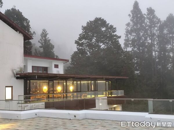 阿里山賓館「雲端之森」頂級客房揭幕：雲海森林中的奢華居所