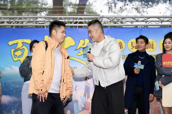 ▲《百味人生》（左起）陳謙文、林萱瑜、陳珮騏、江國賓、謝承均、邱子芯、劉書宏，現身《百味人生》粉絲見面會。（圖／三立提供）