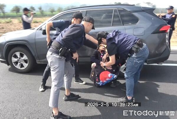 ▲▼   暴走族持槍闖金融機構　民雄警防搶演練全面上線 。（圖／民雄分局提供）