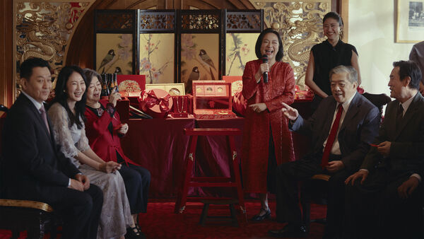 ▲《雙囍》集結眾多驚喜演員，包括吉岡里帆、于子育、陳淑芳、檢場、洪都拉斯、林在培等。（圖／水花電影提供）