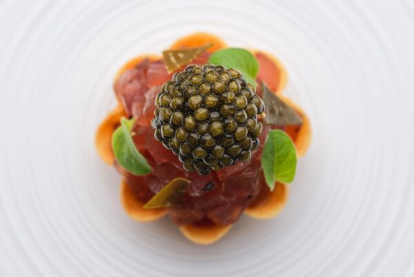 ▲▲開胃小點「煙燻鯖魚｜番茄｜羅勒」。（圖／取自FRASSI臉書）