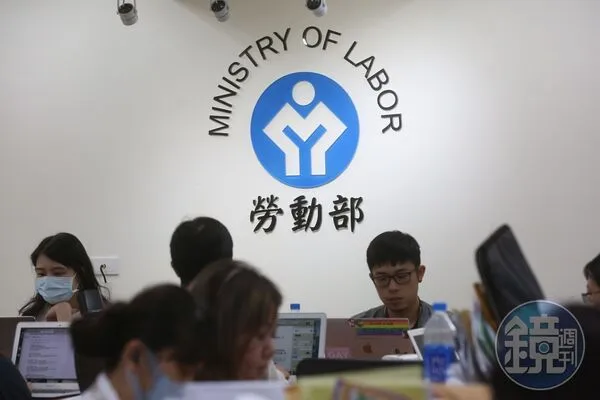 勞退新制基金近5年平均收益率10.28%，收益穩健成長。

