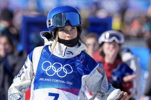 ▲▼谷愛淩冬奧第一跳僅獲1分。（圖／翻攝自微博）