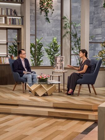 ▲▼Janet（右）上節目《話時代人物》 。（圖／三立提供）