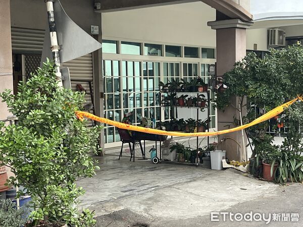 ▲▼             屏東毒販持疑似手榴彈與警方對峙。（圖／民眾提供，下同）