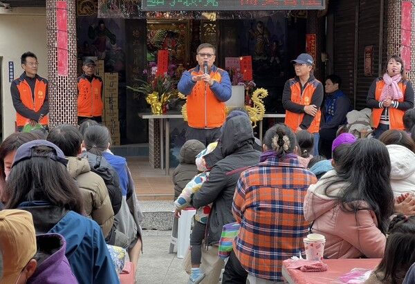 ▲桃園大樹林福德宮「親子彩繪祈福燈籠迎新春」