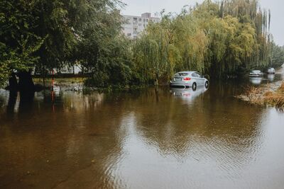 AI幫氣象多爭取幾小時　香港科大AI模型極端天氣預警時間延長至4小時