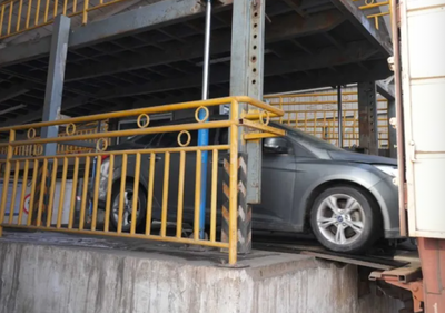 陸春運新潮流「人車分離」　5千多輛私家車從新疆「搭火車」返鄉