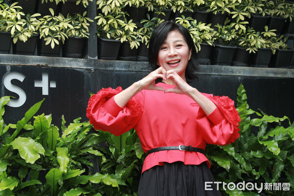 ▲▼方文琳「完成環島騎車行」下午茶聊天會。（圖／記者周宸亘攝）