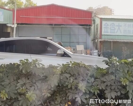 ▲高鐵站前發生搶案。（圖／翻攝自Threads／hellovic0202授權提供）