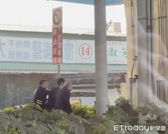 ▲高鐵站前發生搶案。（圖／翻攝自Threads／hellovic0202授權提供）