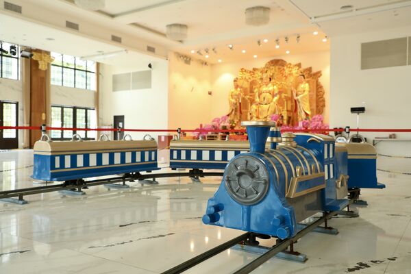 ▲松山慈惠堂新春有遊樂設施供孩童免費玩。（圖／松山慈惠堂提供）