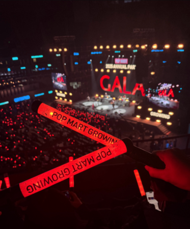 ▲▼泡泡瑪特尾牙。（圖／翻攝自微博）