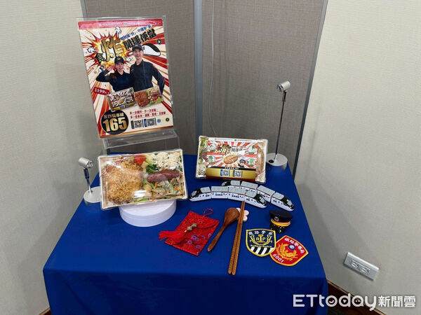 ▲▼春節限定「食炸開運便當」，首賣記者會於台北車站盛大舉行。（圖／鐵警花蓮分局提供，下同）