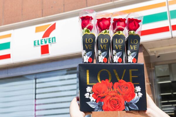 ▲▼7-11情人節、飲品優惠。（圖／業者提供）