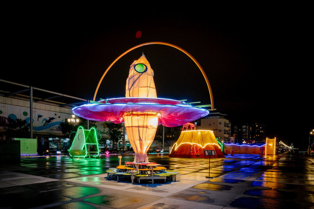 ▲▼2026花蓮太平洋燈會《花現騎蹟・光躍洄瀾》於花蓮市日出大道盛大開幕。（圖／花蓮縣政府提供，下同）