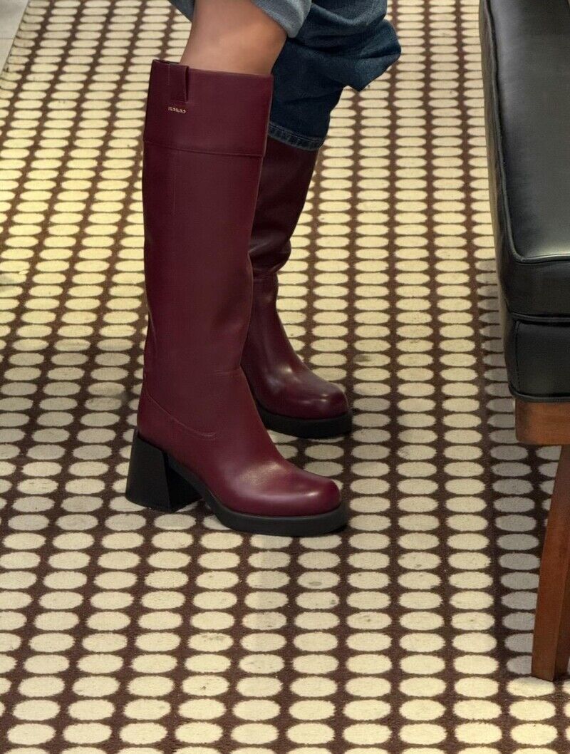 Coach這雙高跟長靴爆紅，不僅能增高修飾價格還超佛！日妞實測走兩萬步也沒問題