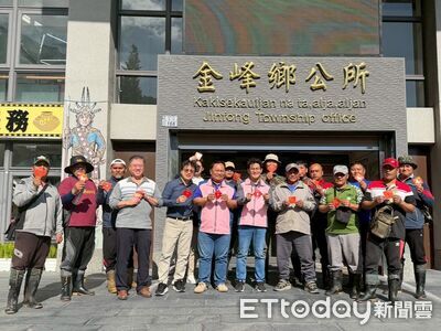 拜早年致謝送暖基層　台東環保局走訪各鄉鎮清潔隊