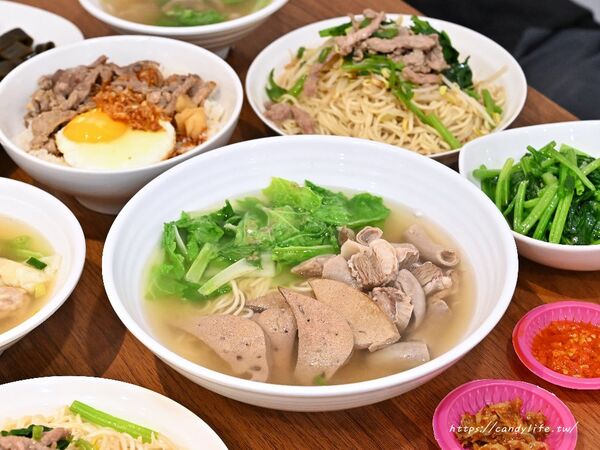 ▲▼作拌乾拌麵。（圖／部落客糖糖`s 享食生活授權提供）