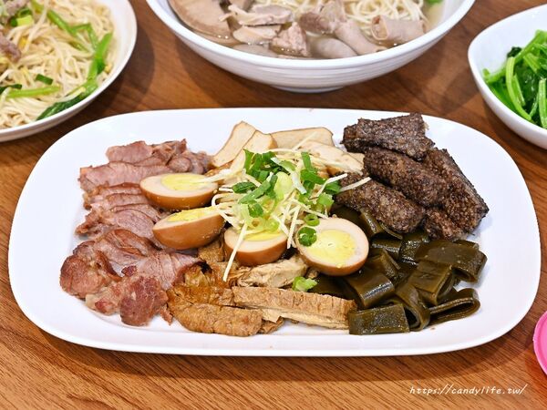 ▲▼作拌乾拌麵。（圖／部落客糖糖`s 享食生活授權提供）