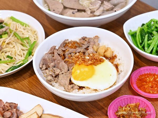 ▲▼作拌乾拌麵。（圖／部落客糖糖`s 享食生活授權提供）