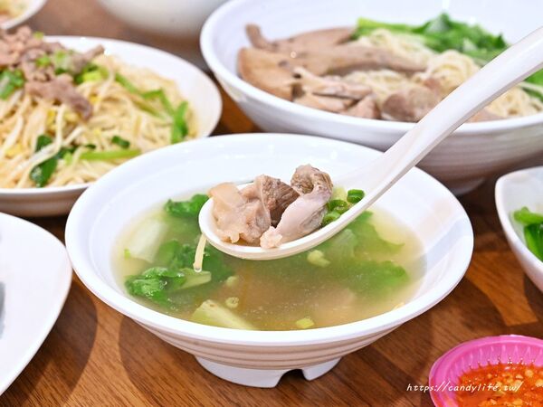 ▲▼作拌乾拌麵。（圖／部落客糖糖`s 享食生活授權提供）