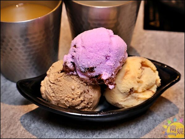 ▲▼月團圓雞湯火鍋。（圖／部落客商妮吃喝遊樂授權提供）