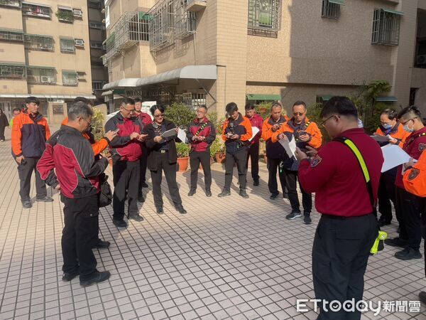 ▲台南市消防局第六大隊前往大道新城社區辦理高樓建築實地踏勘，提前掌握救災動線。（圖／記者林東良翻攝，下同）