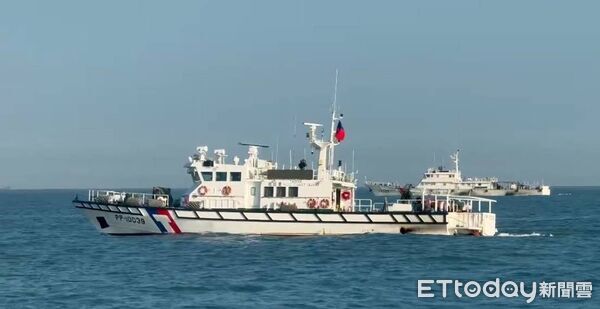 ▲▼春節前中國海警連2日闖金門，海巡一對一強勢驅離 。（圖／海巡署金馬澎分署提供）