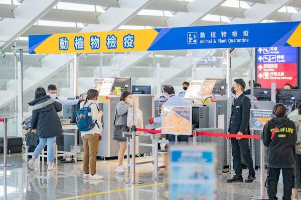 ▲張善政向卓榮泰建言推動桃園豆渣轉化飼料