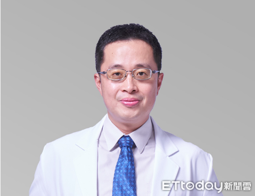 ▲博田醫院院長謝榮豪遭爆料找醫材商代刀。(圖/記者賴文萱翻攝自醫院官網)