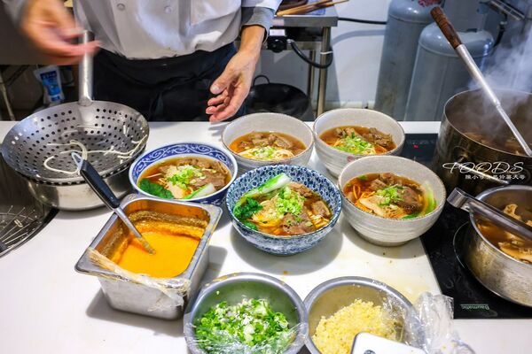 ▲▼鄧師傅牛肉麵 無菜單料理。（圖／部落客陳小可的吃喝玩樂授權提供）