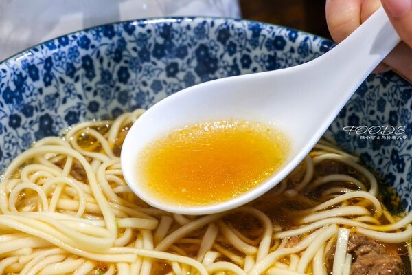 ▲▼鄧師傅牛肉麵 無菜單料理。（圖／部落客陳小可的吃喝玩樂授權提供）